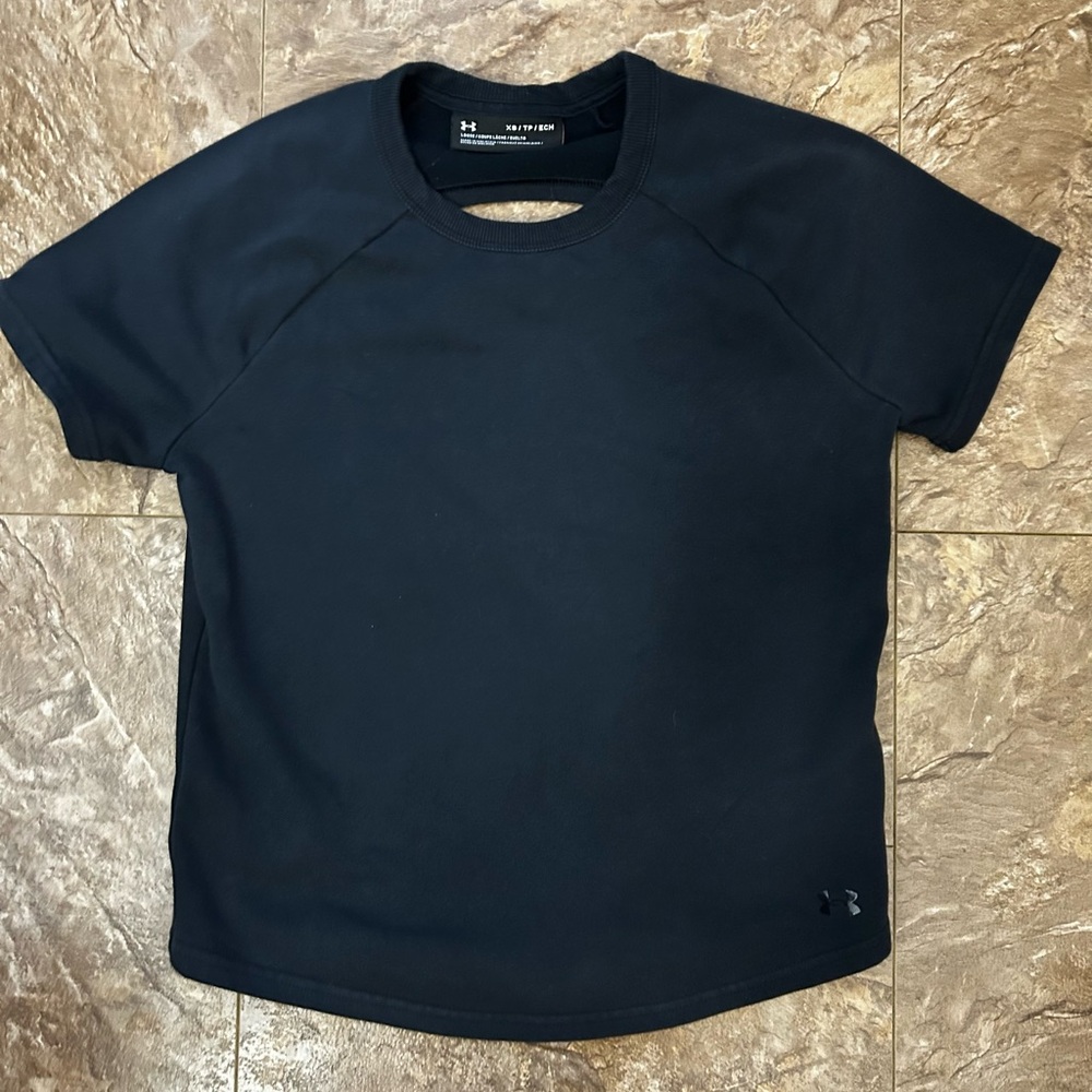 Under Armour t-shirt